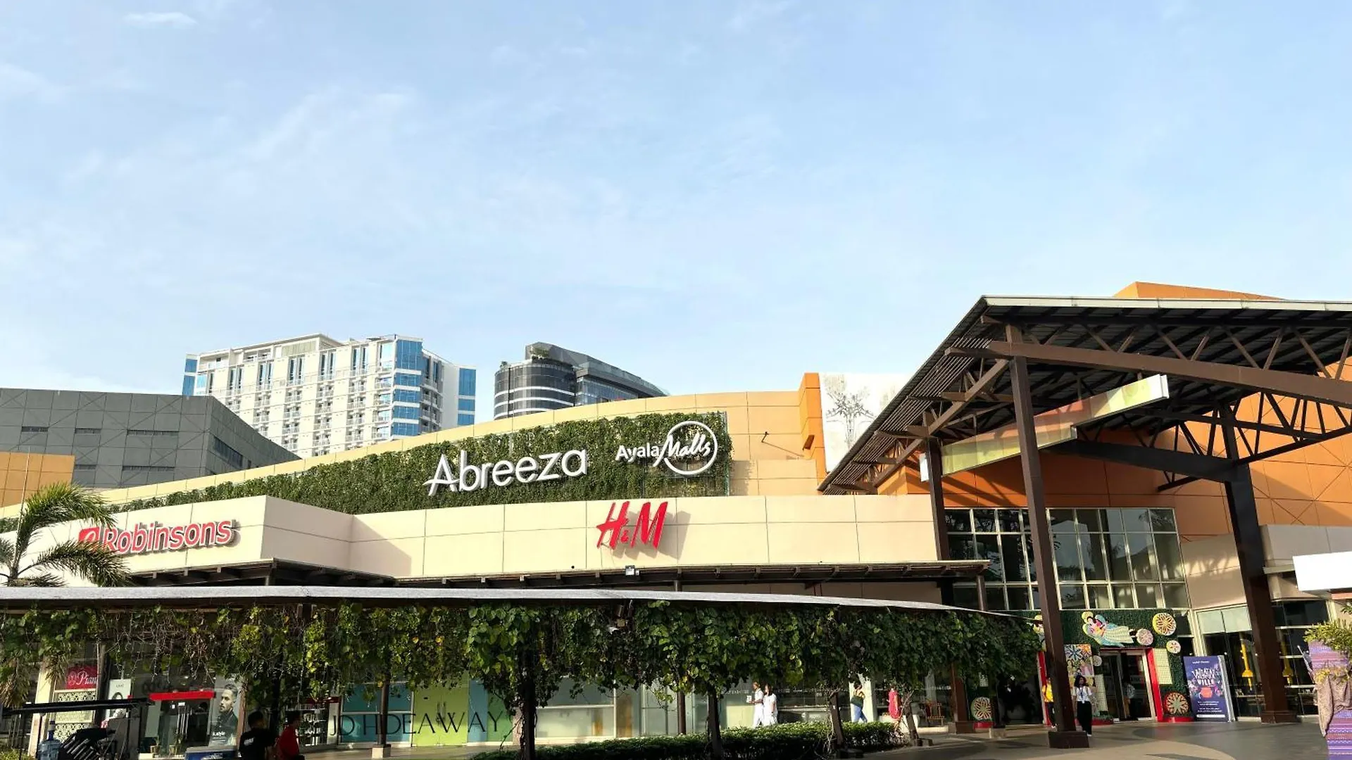 Heart Of Davao Abreeza Staycation Filipinas